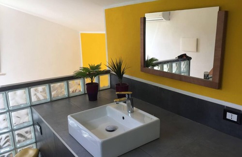Predappio Bed & Breakfast | LeAmorine White House B&B
