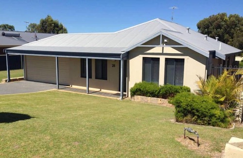 Ledge Point House | LEDGE POINT SERENITY