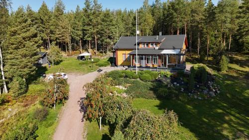 Degerby Bed & Breakfast | Leena's B&B