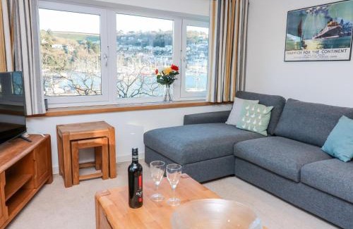 Dartmouth Apartment | Leeward