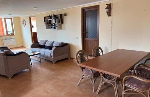 Nork-Marash House | LeHome