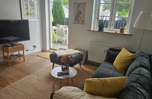 Thurø By Apartment | Lejlighed A med dejlig gårdhave på Thurø Kæledyr er IKKE gratis og skal tilføjes