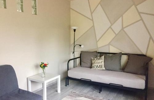 Balatonlelle Apartment | Lelle-kert Apartman 01