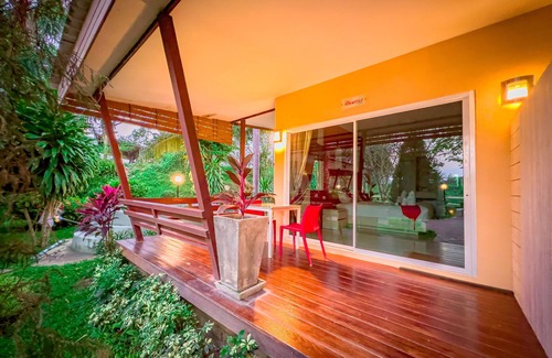 Song Phi Nong Hotel | Lemon Chalet Kaeng Krachan Resort