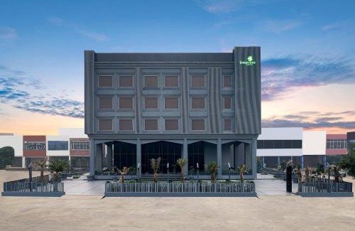 Hisar Hotel | Lemon Tree Hotel, Hisar