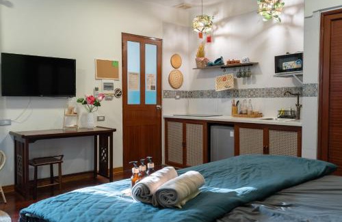 Hang Buom Apartment | Leng Viethome stuido in Hanoi Old Quater 72 Hang Chieu