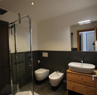 Cavedago Bed & Breakfast | LENIS Bed and Breakfast
