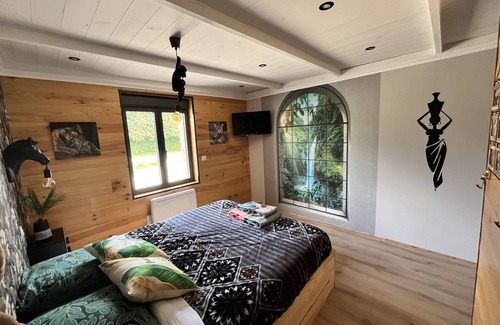Antoigny House | LES 5 THEMES