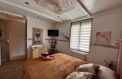 Antoigny House | LES 5 THEMES
