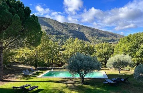 Bonnieux Villa | Les Amandiers