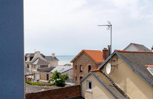 Pleneuf-Val-Andre Apartment | Les Bleuets - Duplex avec vue mer