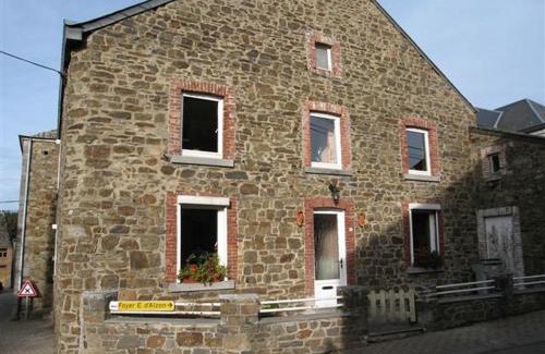 Saint-Hubert House | Les Bucherons