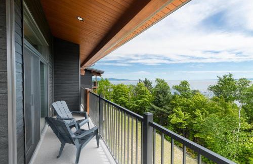 Petite-Riviere-Saint-Francois Hotel | Les Appartements du Massif de Charlevoix