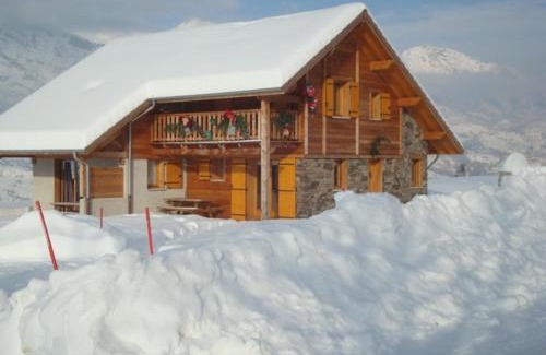 Saint-Leger-les-Melezes Ski Chalet | Les Chalets du Choumeau