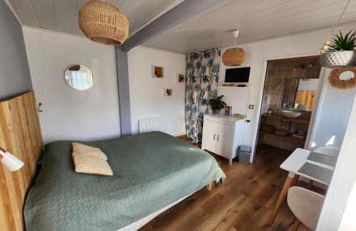 Fontaine-Sous-Jouy Bed & Breakfast | Les chambres du Bonheur