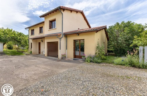 Mirefleurs House | Les Coteaux du Saint Romain
