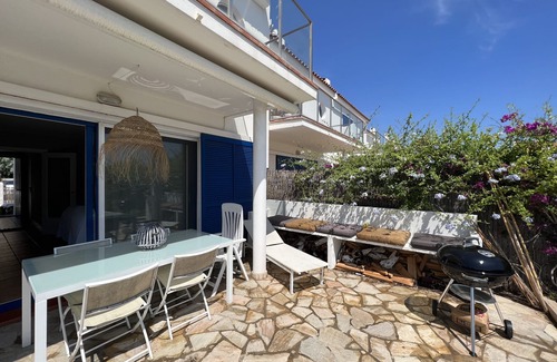 Mas Pinell Ski Chalet | Les Dunes 43 - 60m from the beach, swimming pool and garden