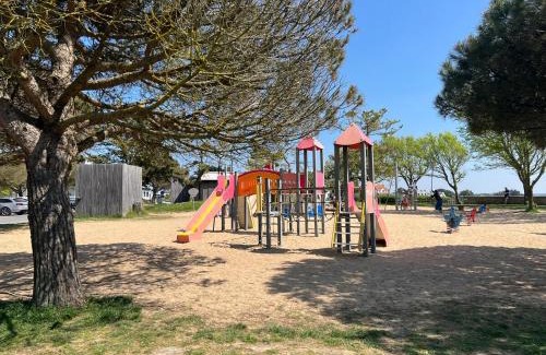 Clohars-Carnoet House | Les Falaises, cozy and functional 2-room, Beaches, GR34