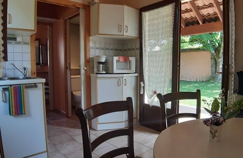 Saint-Georges-d'Esperanche House | Les Jardins du Castel Gites Annick et Jean Paul
