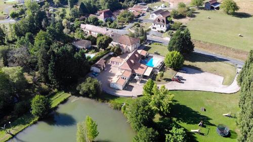 Issac House | Les Gites de l'Etang de Sandanet