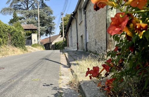 Auvers-sur-Oise House | ⭐️⭐️⭐️⭐️ Les Iris - "Au Vert" charming gîte