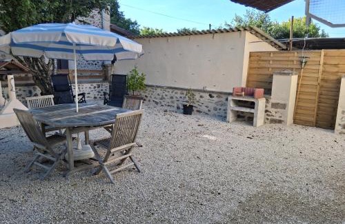 Rochechouart House | les noisetiers de verinas