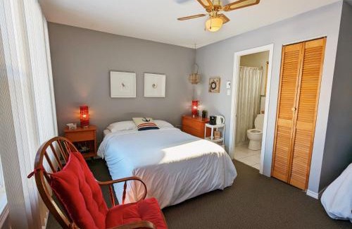 Saint-Joseph-de-la-Rive Apartment | Les Petits Studios du bord de l'eau