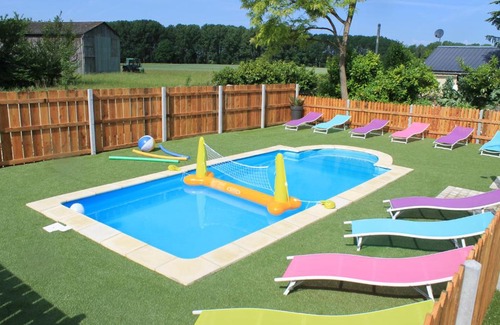 Deneze-sous-le-Lude House | Les Pins á La Cerniere Gites