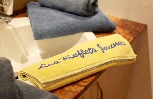 Givet Hotel | Les Reflets Jaunes