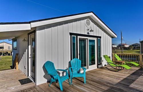 Surfside Beach Apartment | Less Than 1 Mi to Surfside Beach Open-Concept Cottage