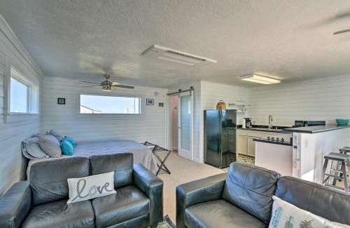 Surfside Beach Apartment | Less Than 1 Mi to Surfside Beach Open-Concept Cottage