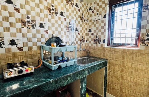 Suja Bed & Breakfast | Let's Take it Easy Bir