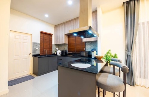 Bang Sare Villa | Level Flow pool villa Pattaya