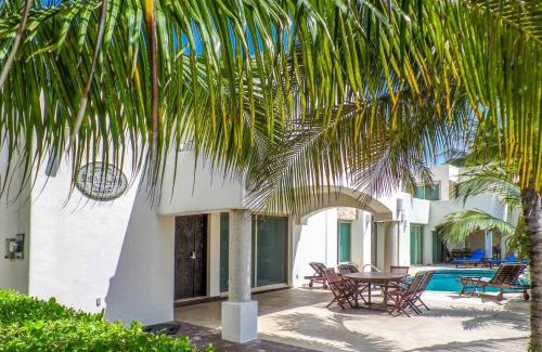 Playacar Fase I Villa | Lich Naj Luxury Villa