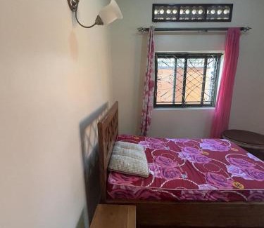 Entebbe Bed & Breakfast | Lido Azzurro Garuga