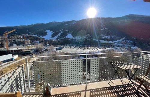 El Tarter Apartment | Life And apartment a pie de pistas, El Tarter