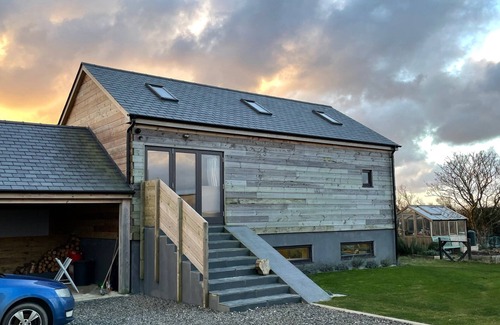 Trelil House | Light and Spacious Holiday Barn in North Cornwall