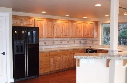 Agate Beach House | Lighthouse and Ocean Views. Ask about Winter Specials!