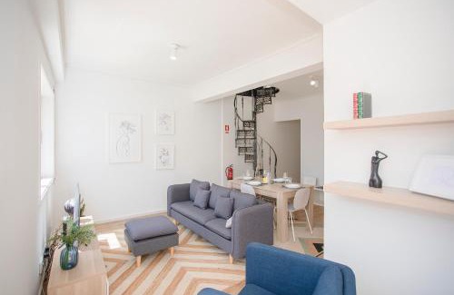 Uniao de Freguesias do Centro Apartment | Liiiving in Porto - Downtown Balcony Apartment