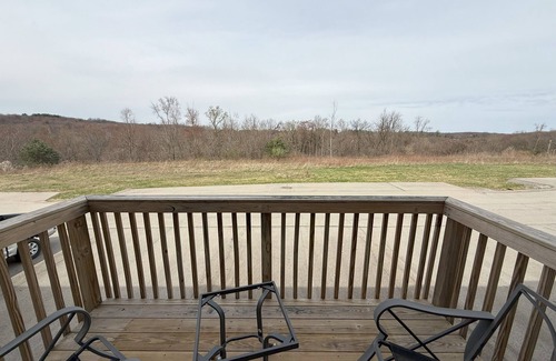 Beaver Falls House | Like new Cozy townhome with home office in Beaver Falls, near Pittsburgh