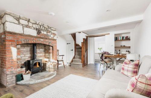 Buckland Newton House | Lilac Cottage
