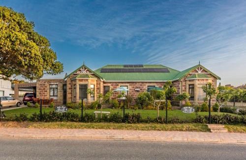 Linkside Apartment | Lilla-Bett Self Catering Accommodation Mossel Bay