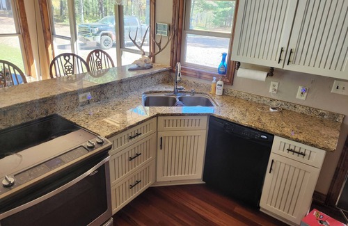 Mercer House | Lily Bay Lodge