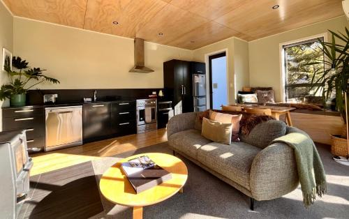 Lake Tekapo House | Lily Cottage - Lake Tekapo