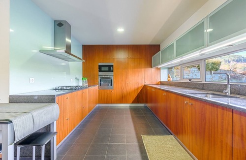 Vila Real Villa | Lily of the Field House