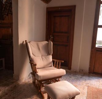 Kaleici Hostel | Lily Town Hotel