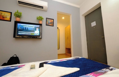 Sector 39 Hotel | Lime Tree Premier Near Medanta Medicity