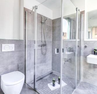 New Town Apartment | Limehome Köln Friesenplatz - Digital Access