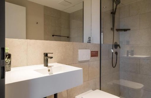 Hauptbahnhof Apartment | Limehome Saarbrücken Berliner Promenade