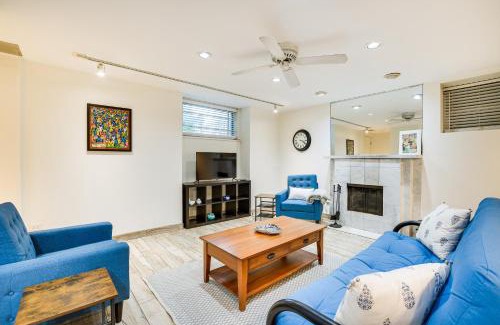 Lincoln Park Apartment | Lincoln Park Apt Walk to Beach, Shops and Dining!